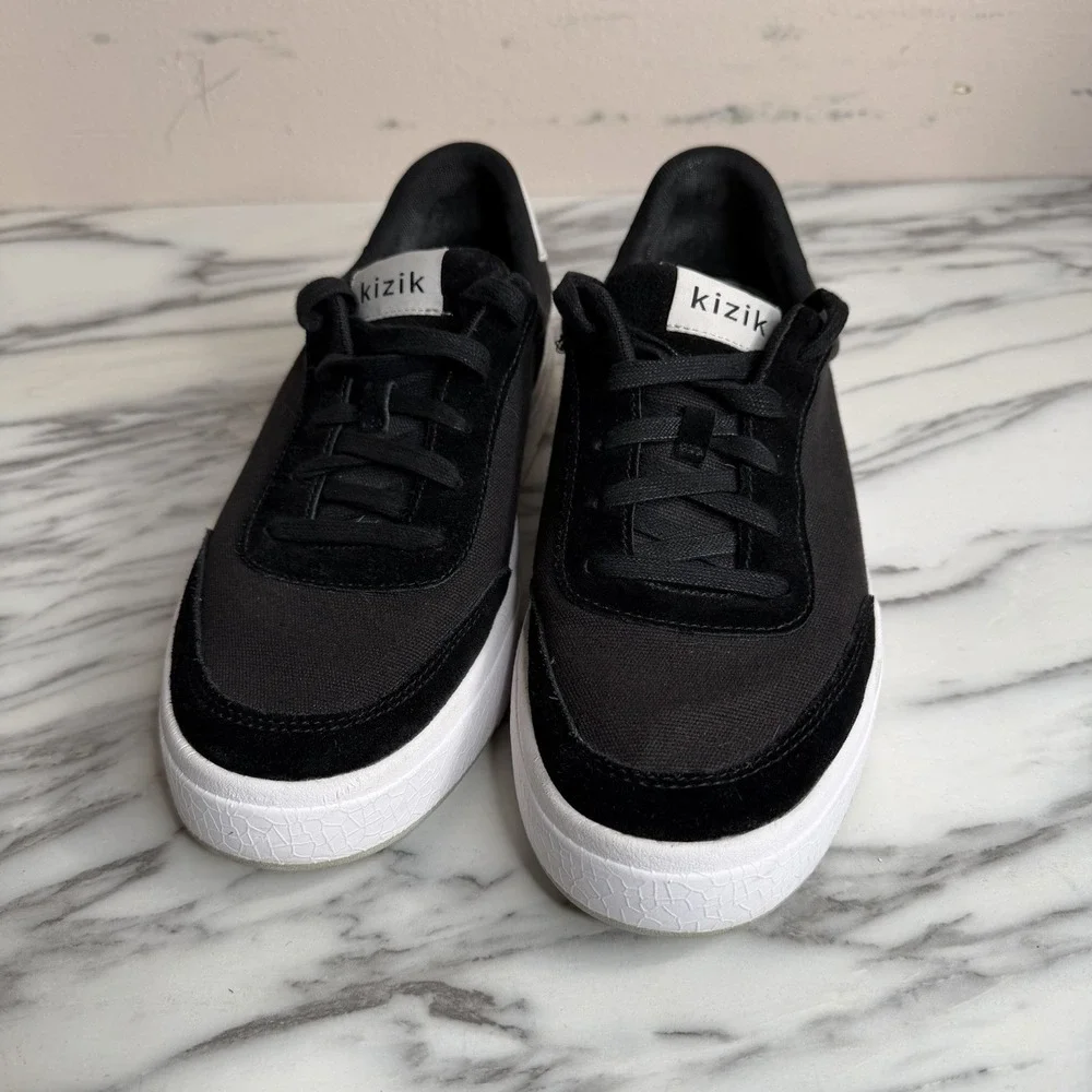 Kizik Prague Court Black Mens Size 10.5 2E Athletic Sneakers Slip In Womens 12